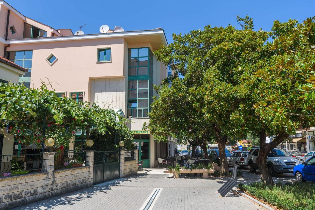 Hotel Mb Меткович Экстерьер фото